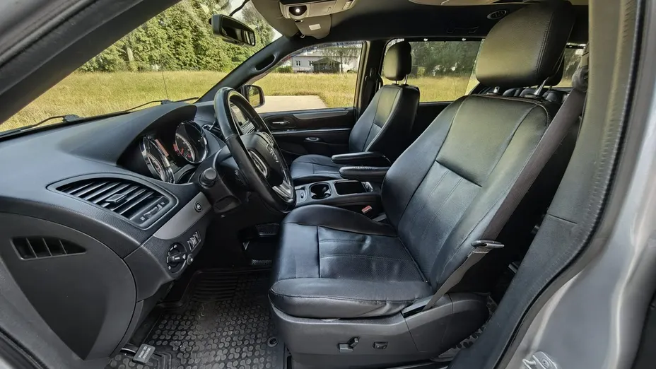 DODGE Grand Caravan -