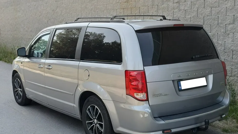 DODGE Grand Caravan -