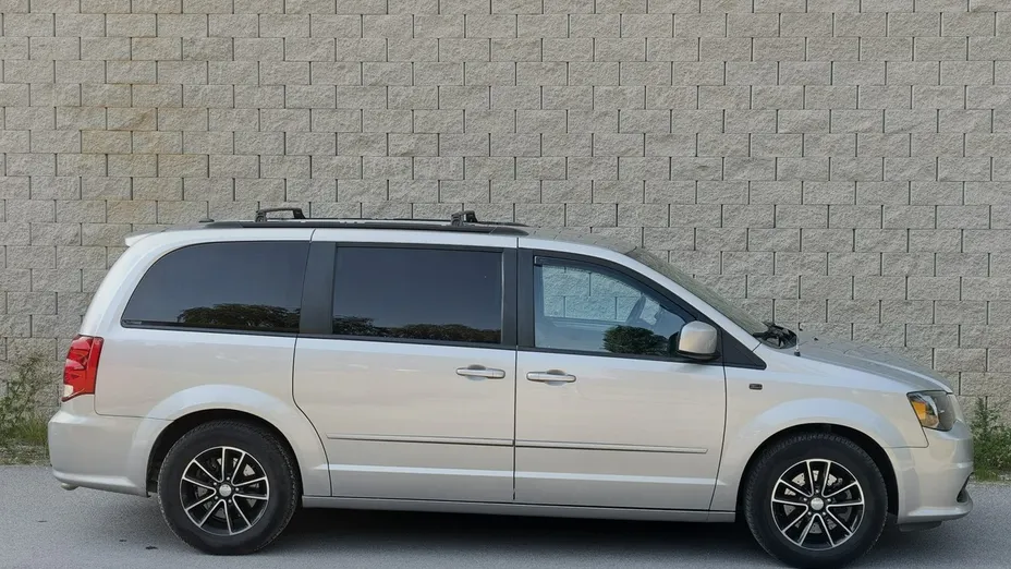 DODGE Grand Caravan -