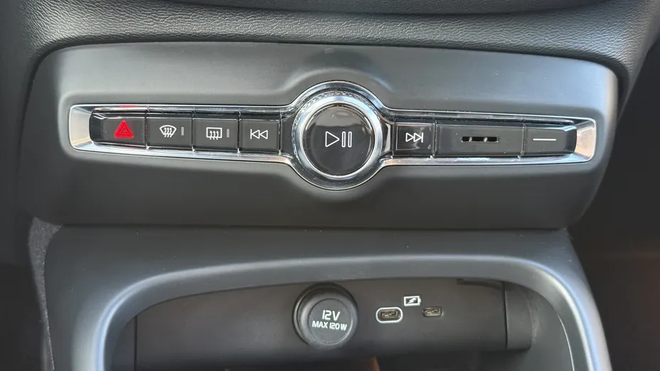 VOLVO XC40 XC40 B3 Plus Bright aut