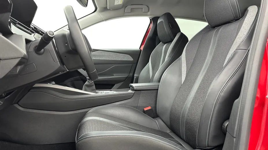 PEUGEOT 308 -