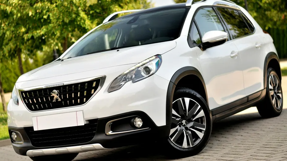 PEUGEOT 2008 -