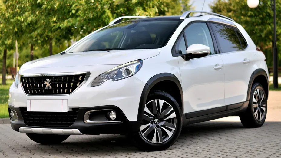 PEUGEOT 2008 -