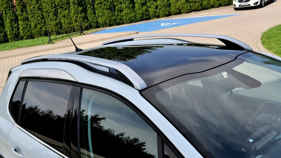 PEUGEOT 2008 -