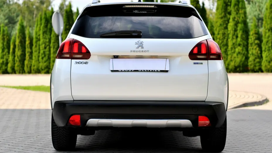 PEUGEOT 2008 -