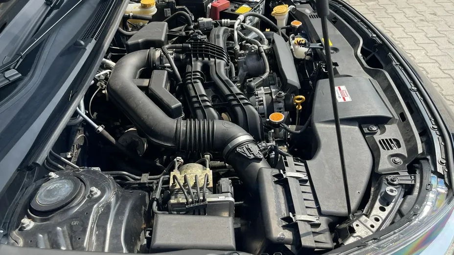 SUBARU Impreza -