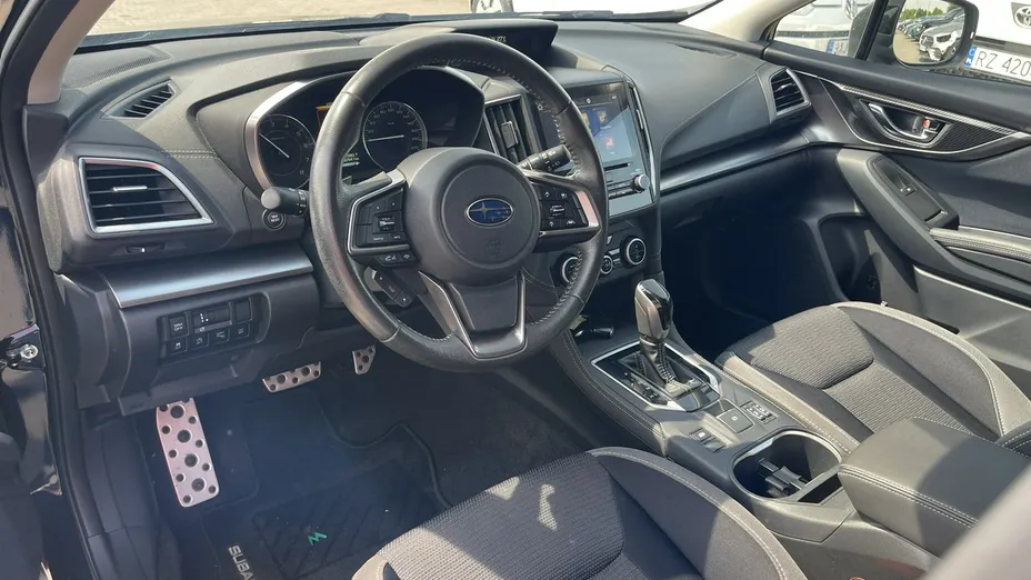 SUBARU Impreza -