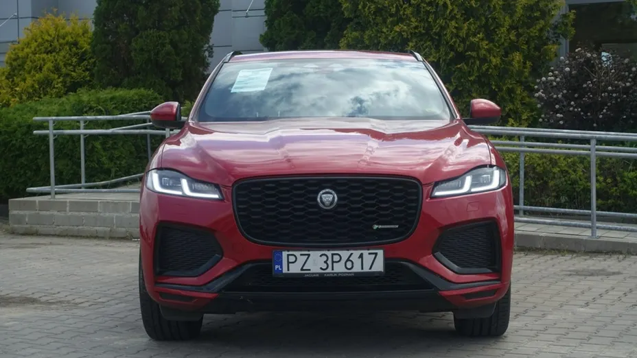 JAGUAR F-Pace -