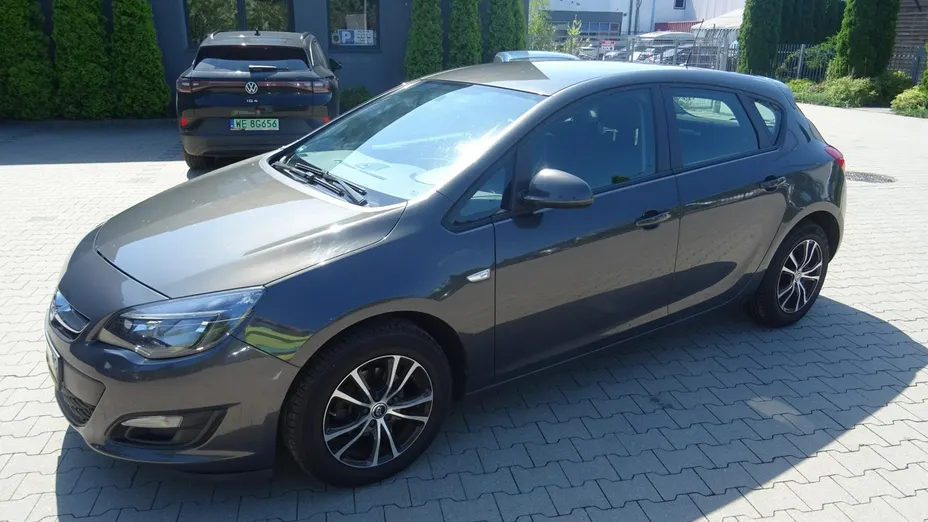 OPEL Astra -