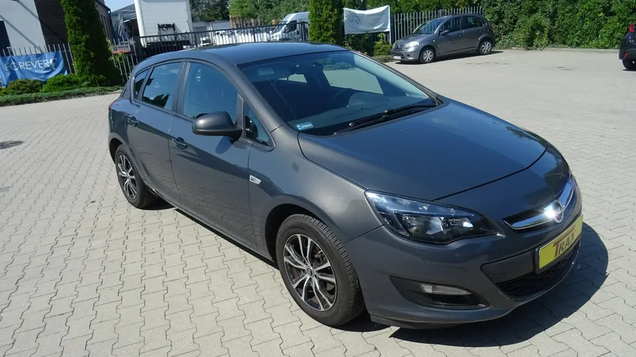 OPEL Astra -