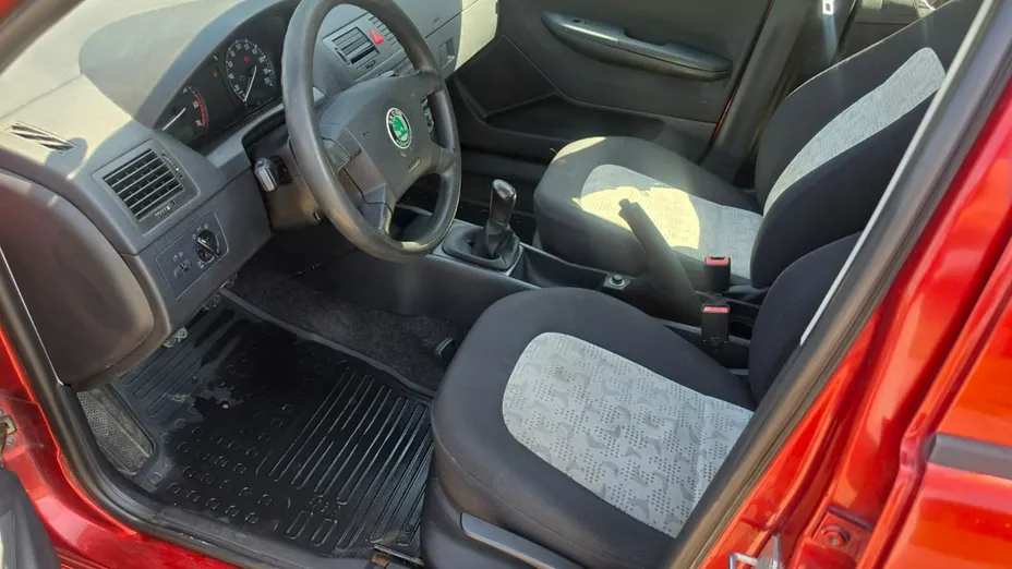 SKODA Fabia -