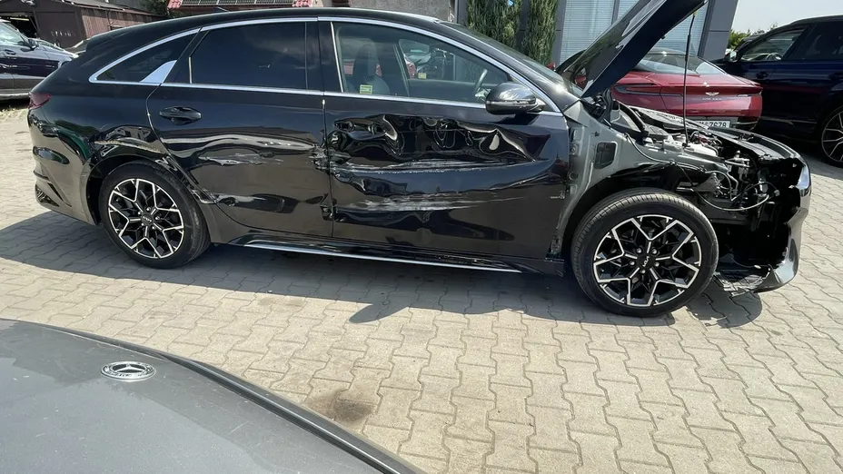KIA ProCeed -