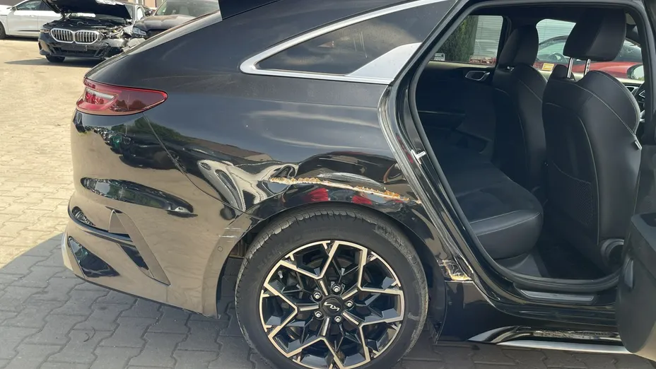 KIA ProCeed -