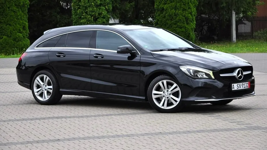 MERCEDES-BENZ CLA -
