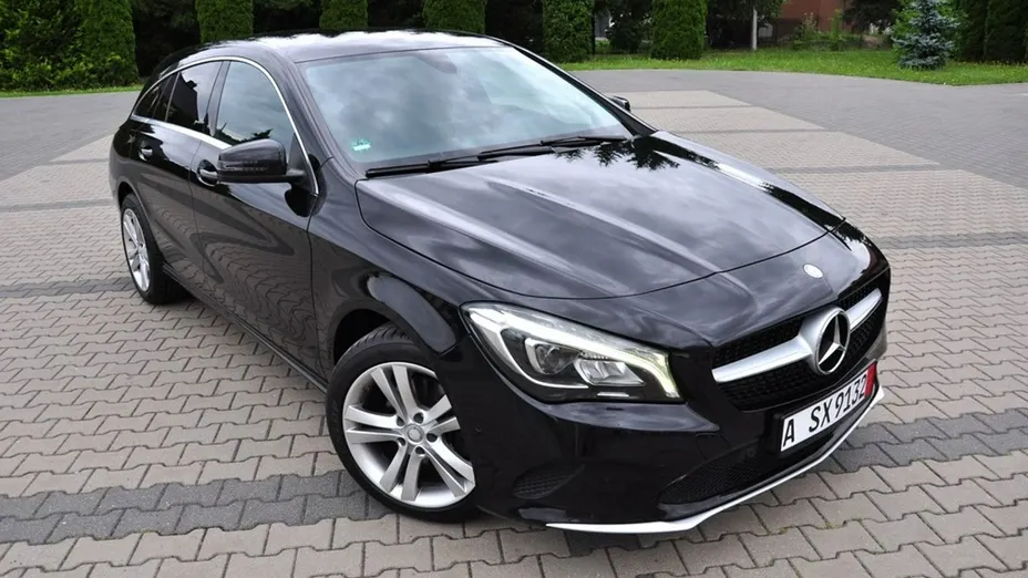 MERCEDES-BENZ CLA -