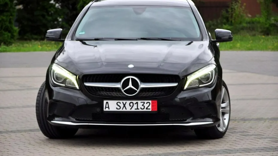 MERCEDES-BENZ CLA -