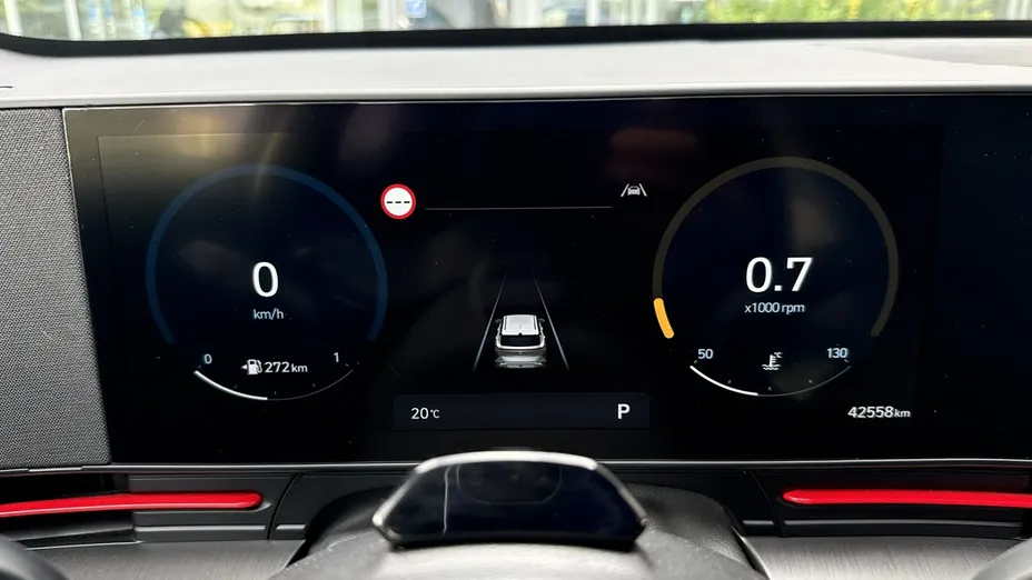 HYUNDAI Kona -