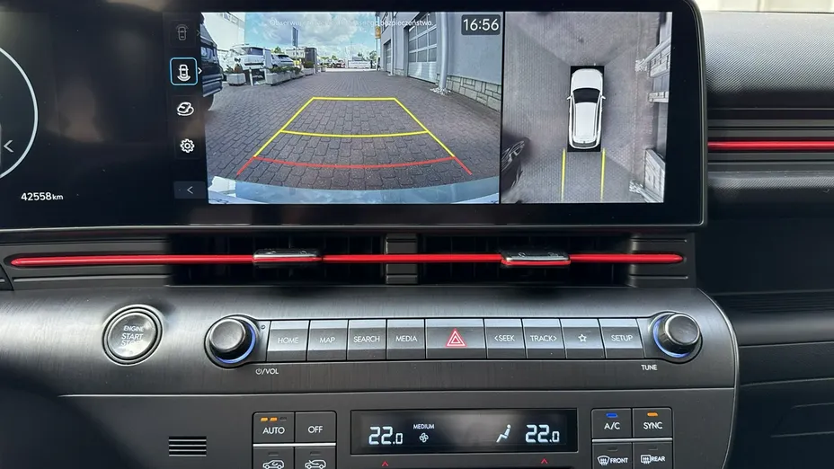 HYUNDAI Kona -