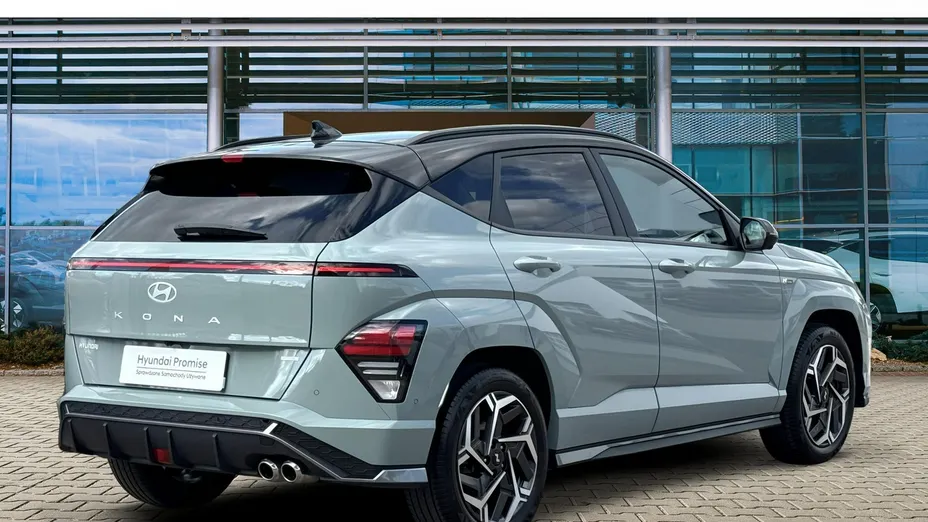 HYUNDAI Kona -