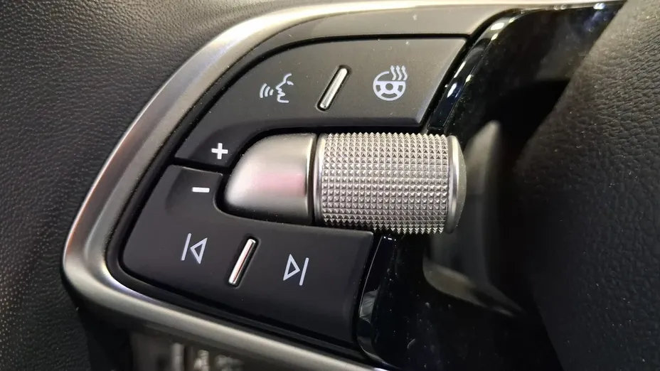 SKODA Superb -