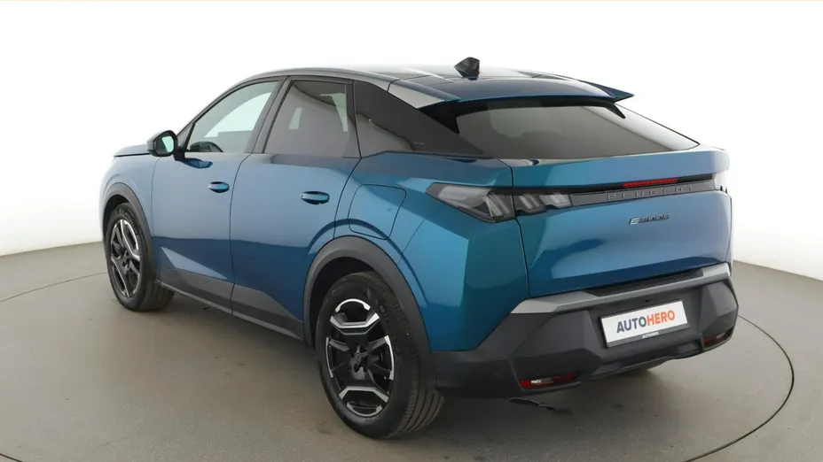 PEUGEOT 3008 -