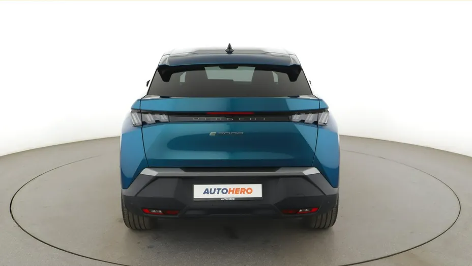 PEUGEOT 3008 -