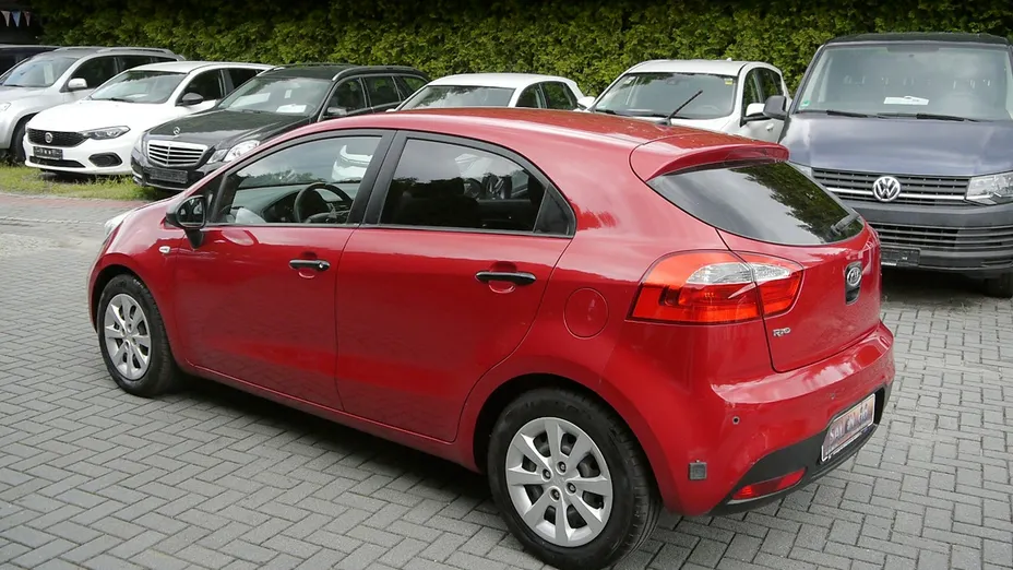 KIA Rio -