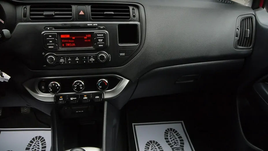 KIA Rio -