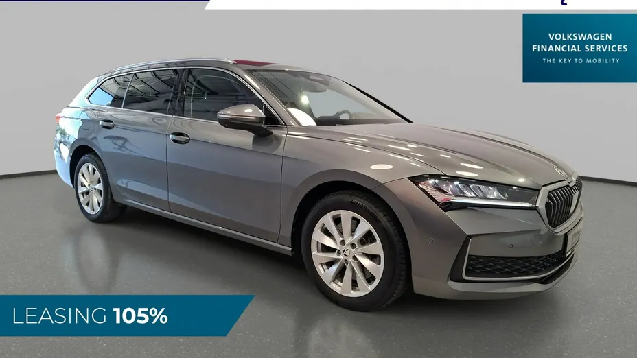 SKODA Superb -