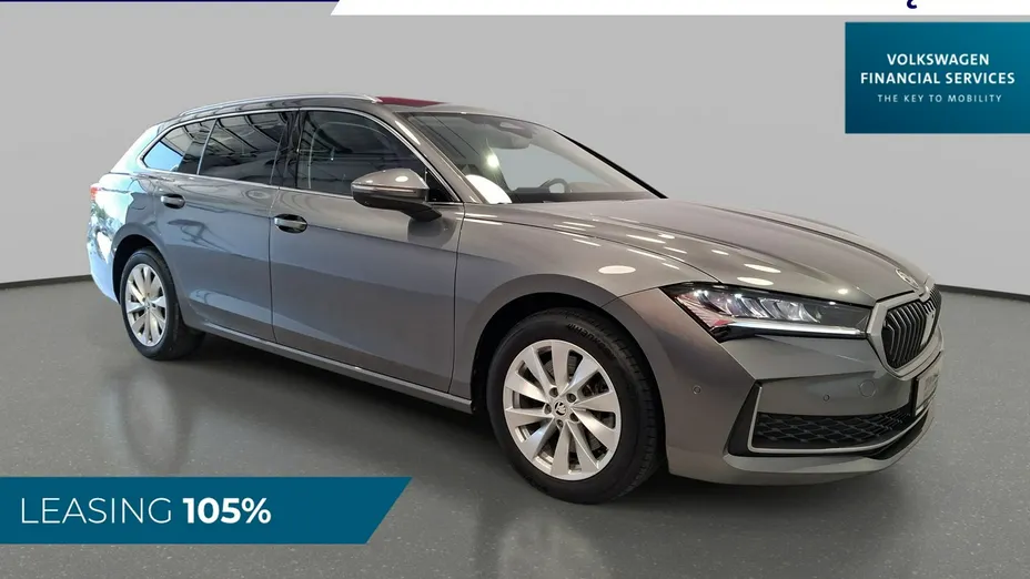 SKODA Superb -