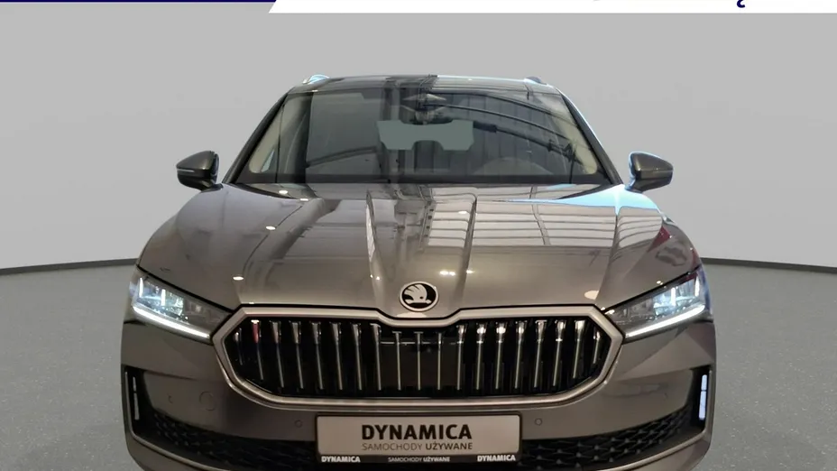 SKODA Superb -