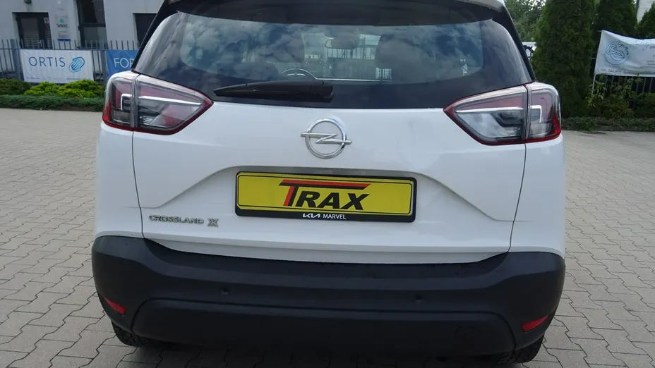 OPEL Crossland X -