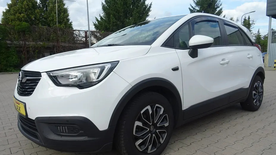 OPEL Crossland X -