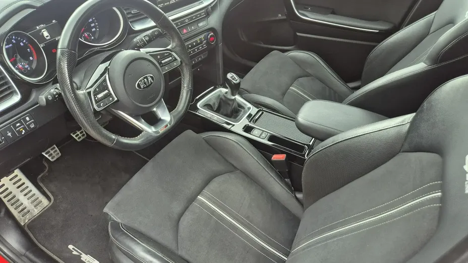 KIA ProCeed -