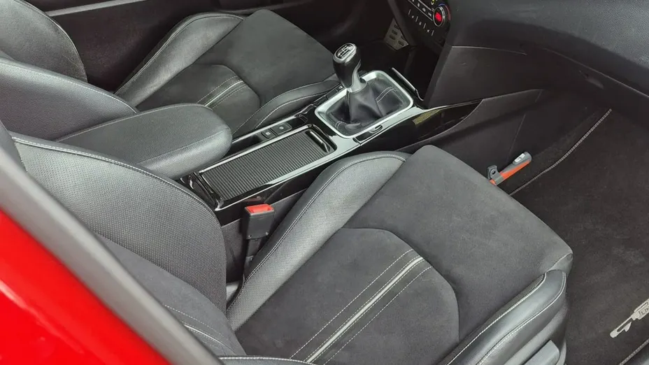 KIA ProCeed -