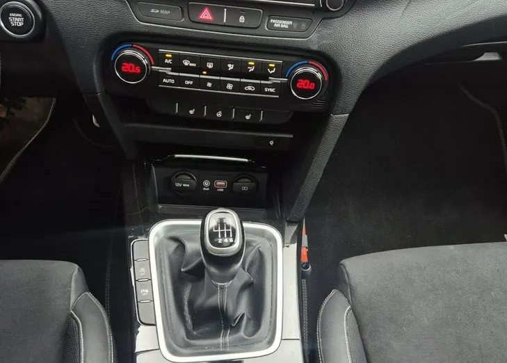 KIA ProCeed -