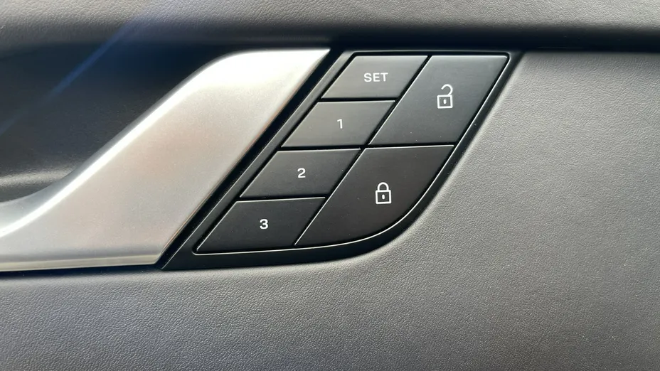 PORSCHE 911 -