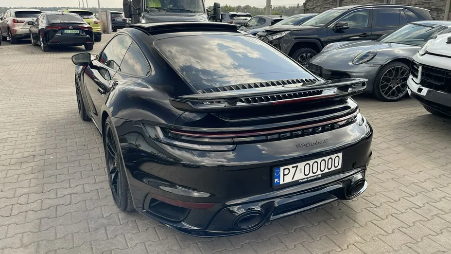 PORSCHE 911 -