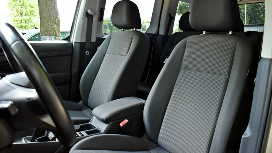 VOLKSWAGEN Caddy -