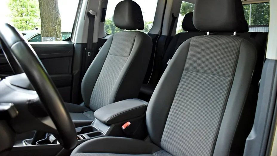 VOLKSWAGEN Caddy -