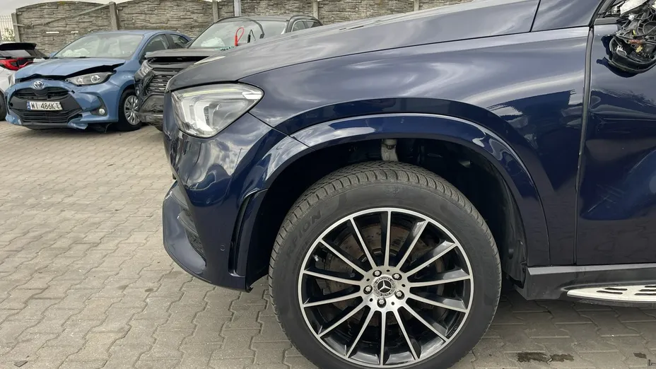 MERCEDES-BENZ GLE -