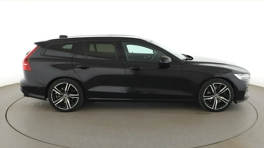VOLVO V60 -