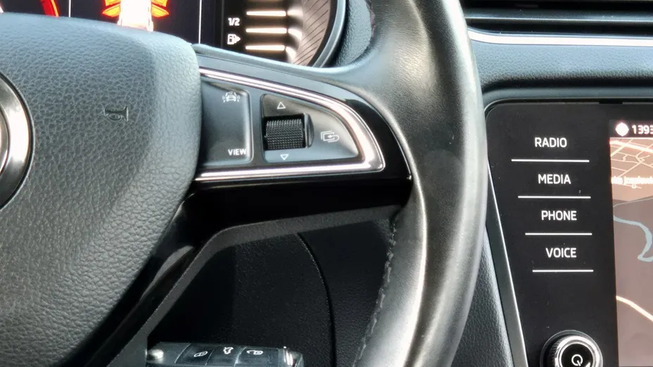SKODA Octavia -
