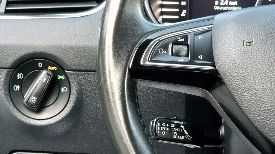 SKODA Octavia -