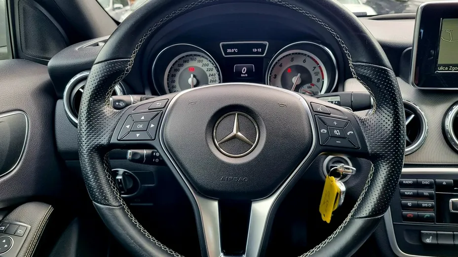 MERCEDES-BENZ GLA -