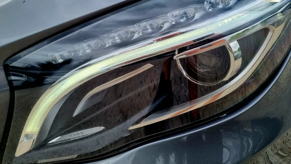 MERCEDES-BENZ GLA -