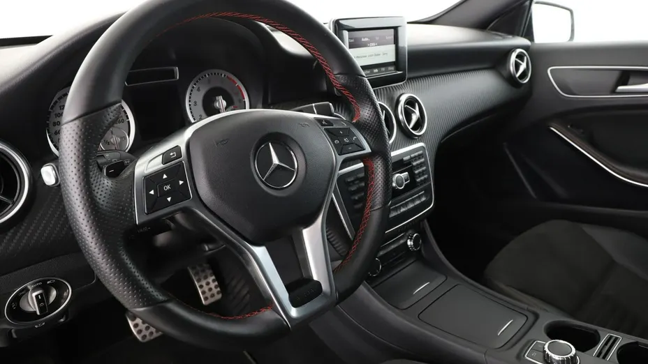MERCEDES-BENZ A Klasa -