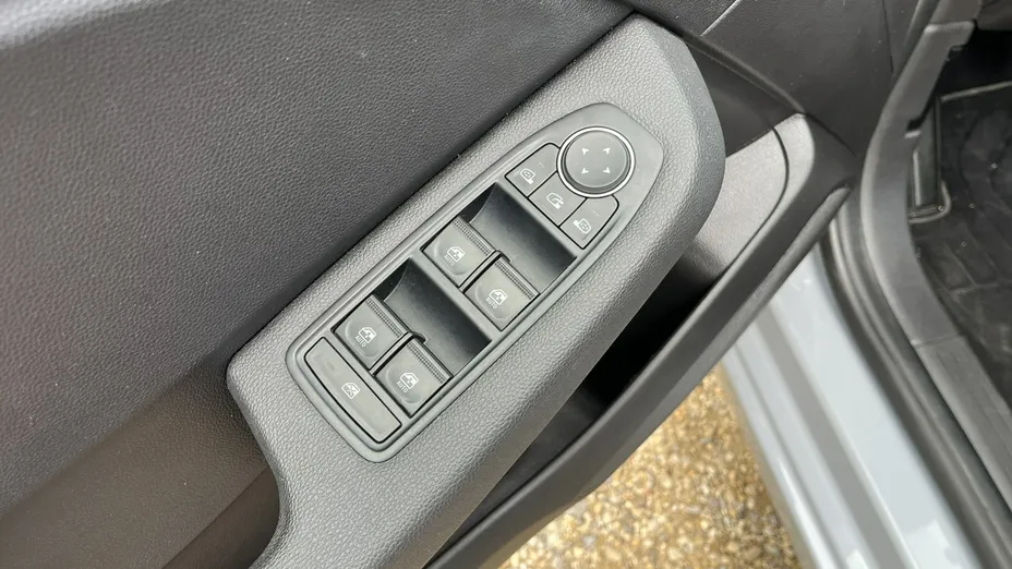 RENAULT Clio -