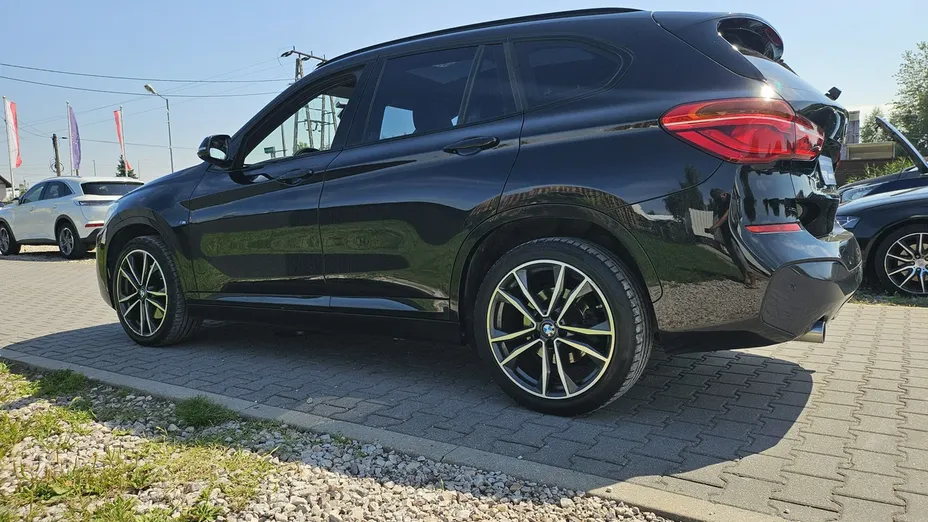 BMW X1 -