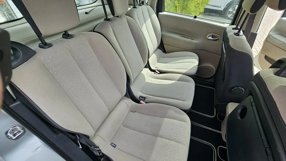 RENAULT Scenic -